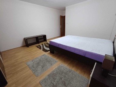 Apartament 2 camere, 68 mp, Decomandat, Parcare, Georgheni