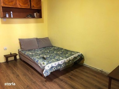 Garsoniera de vanzare
