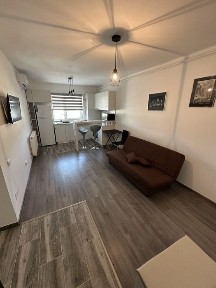 De închiriat studio 50 mp - Apărătorii Patriei, Drumul Jilavei Berceni