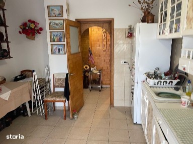Apartament 3 camere,decomandate,Carpati 2