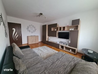 Închiriez apartament cu 2 camere in zona centrala