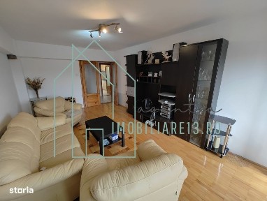 De vanzare apartament 3 camere cu garaj, zona pietii, Sebes, Alba 75mp