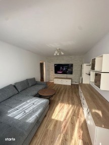 Inchiriez apartament zona centrala 3 camere decomandat