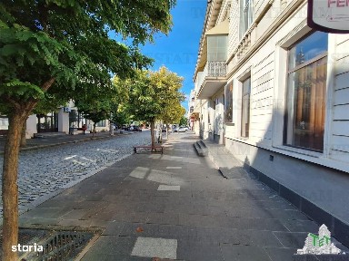 Spatiu comercial - zona Teatru Maria Filotti - chirie - Braila