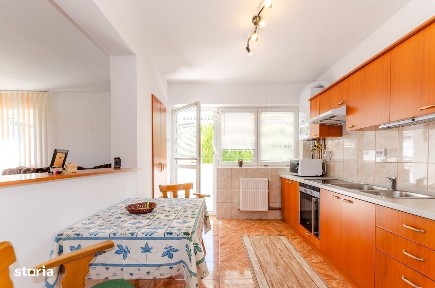 Apartament singur pe palier, bloc tip vila, Str Tilisca-Parc Belvedere