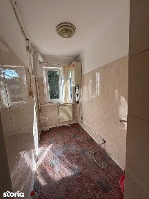 De vanzare apartament cu 2 camere si balcon, etaj intermediar 41500eur