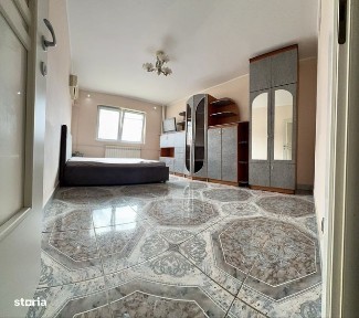 Apartament cu o camera 31 mp DECOMANDAT, luminos Et 1 Iosia de vanzare