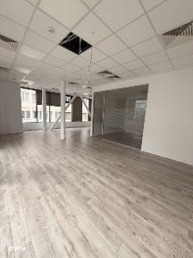 Spatiu Comercial, P-ta Mihai Viteazul, 353 MP, Central