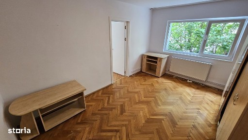 Apartament cu 3 camere semicentral, zona garii, et 3