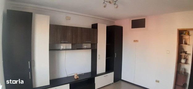 Exclusivitate! Vindem 2 camere Bisericii Romane