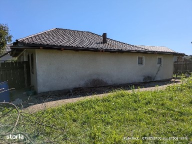 Casa Margineni, 800 mp teren, 85000 euro