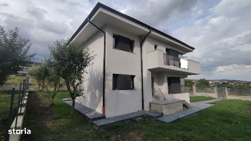 Casa individuala moderna la intrarea in Chinteni - zona linistita
