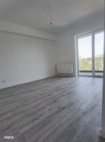 INTABULAT! Apartament 3 camere decomandat 88 mp Poitiers 154000 euro