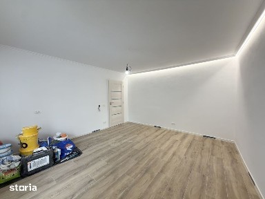 Apartament cu 3 camere, decomandat, 65mp, etaj 1 - zona Dambovita