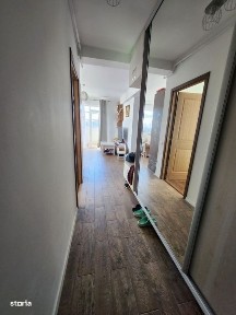 Apartament cu 3 camere 2 parcari, priveliste frumoasa, zona Terra