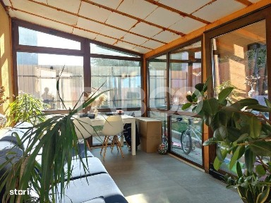 Pret avantajos-Casa si studio de vanzare 146 mpu 5 camere Cisnadie