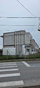 Case înșiruite de vânzare