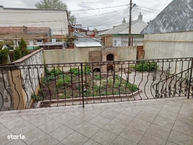 Vand casa vila cladire birouri str morilor