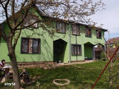 De inchiriat apartament la casa