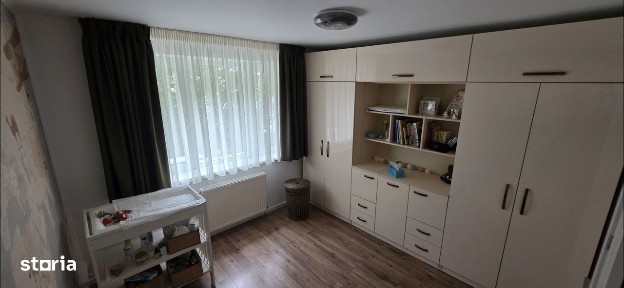 Apartament 3 camere utilat complet zona Cornisa Bistritei