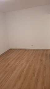 Inchiriez garsoniera confort.1