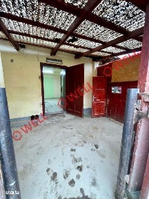 Casă din lemn de vânzare în Catalina!