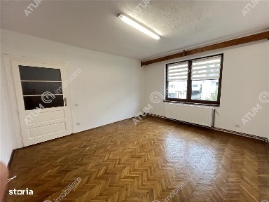 Casa 3 camere cu 2 pivnite si teren de 242 mp zona Calea Dumbravii