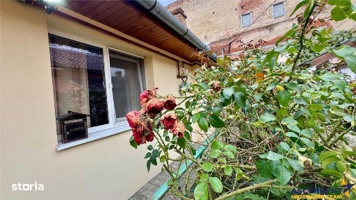 FILM& Tur 3D!Casa cu 4 camere si curte, Central, Targu Mures.