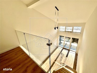 Penthouse 2 camere, bucatarie separata,balcon - mobilat si utilat