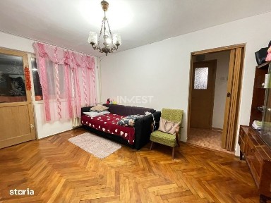 Apartament 2 camere-Podu Ros-Piata Nicolina-etaj intermediar