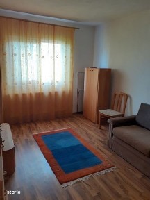 Garsoniera de vânzare