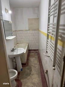 Apartament 4 cam. decomandat 95mp langa Inspectorat Focsani, 2 Stejari