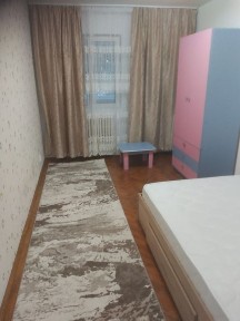 Rm. Vâlcea., închiriez apartament.