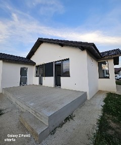 Casă nouă de vânzare în Sântandrei