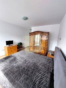 Apartament 2 camere decomandat loc parcare zona Lacul lui Binder