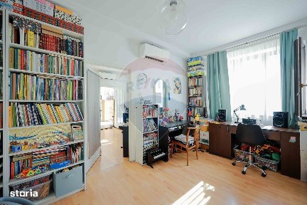 Apartament cu 2 camere de vânzare - Ultracentral, Alecsandri, Oradea