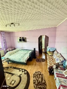 Apartament 2 camere, semidecomandat - zona Bartolomeu