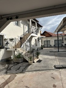 Vand casa/pensiune centrul vechi