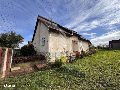 Casa individuala, 4 camere, 2600mp teren, Barcea Mare in Hunedoara
