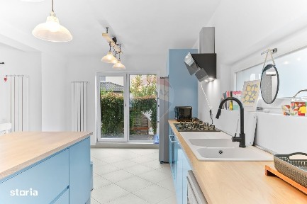 VANZARE Casă / Vilă moderna cu 4 camere si curte Dragomiresti-Deal