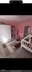 Casa cu 2 camere,baie, bucatarie,anexe.pivnita teren 1000 mp