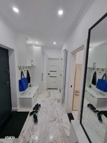 Inchiriez apartament