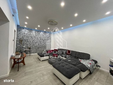 Casa individuala, 6 camere, 3 bai, garaj,acces auto, teren de 411