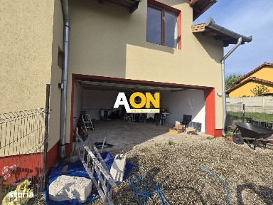 Casa 6 Camere 451 mp Teren, Zona Ciugud.