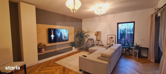 VILĂ DE ÎNCHIRIAT - OTOPENI, Str. 23 August (lângă Penny)