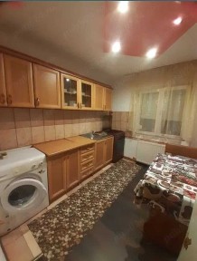 Inchiriez garsoniera govandar