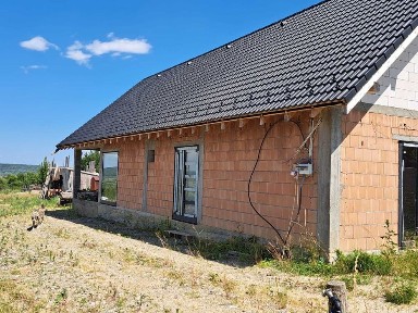 casa de vanzare in loc. Vale