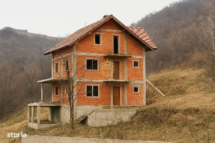 Podu Dambovitei, Dambovicioara, Arges