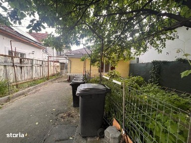 Casa de vanzaere in cartier Iris zona Auchan