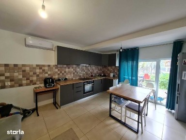 Inchiriez apartament 70mp